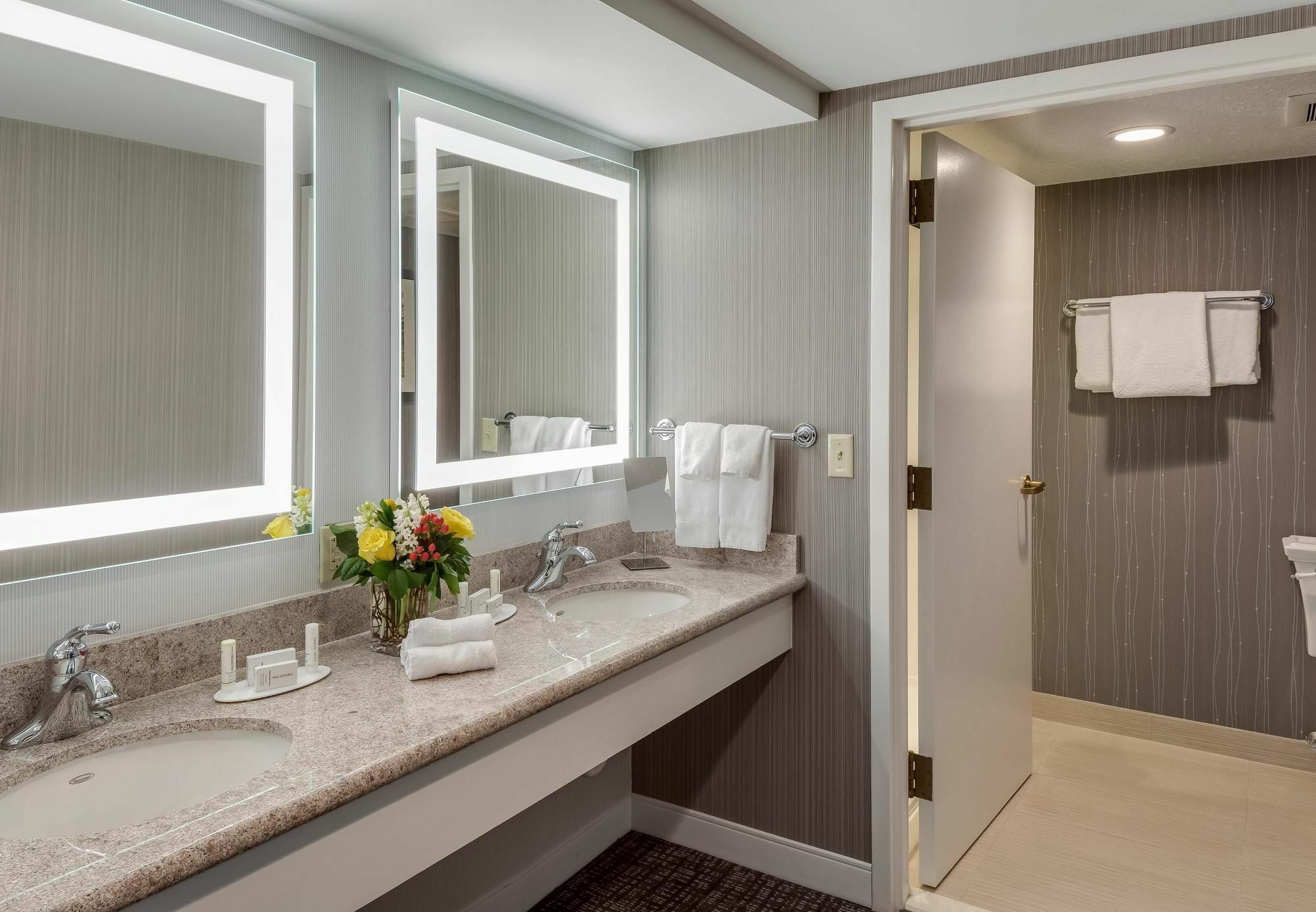 Courtyard By Marriott Portsmouth Hotel Luaran gambar